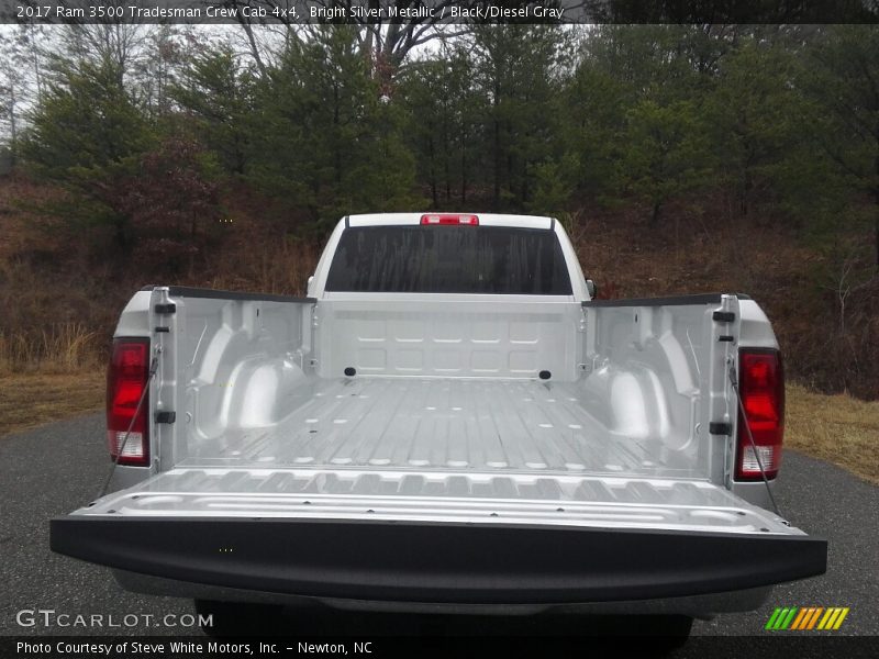Bright Silver Metallic / Black/Diesel Gray 2017 Ram 3500 Tradesman Crew Cab 4x4