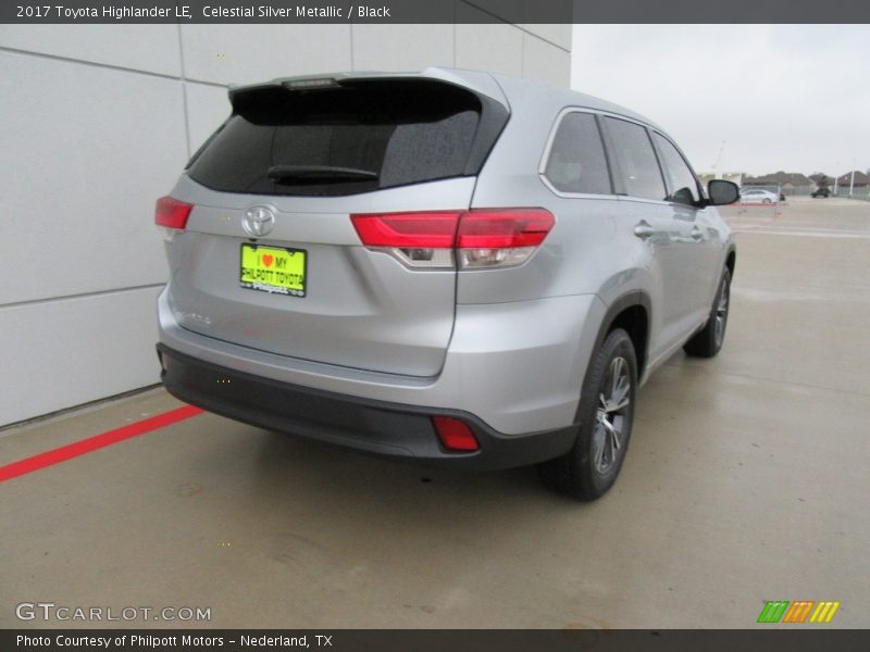 Celestial Silver Metallic / Black 2017 Toyota Highlander LE