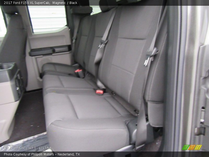 Magnetic / Black 2017 Ford F150 XL SuperCab