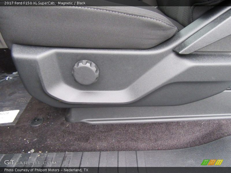 Magnetic / Black 2017 Ford F150 XL SuperCab