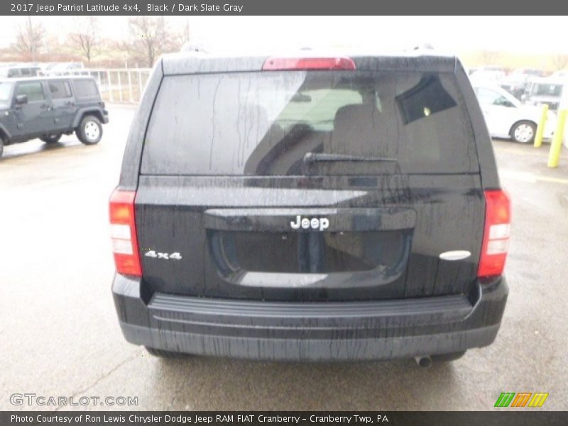 Black / Dark Slate Gray 2017 Jeep Patriot Latitude 4x4