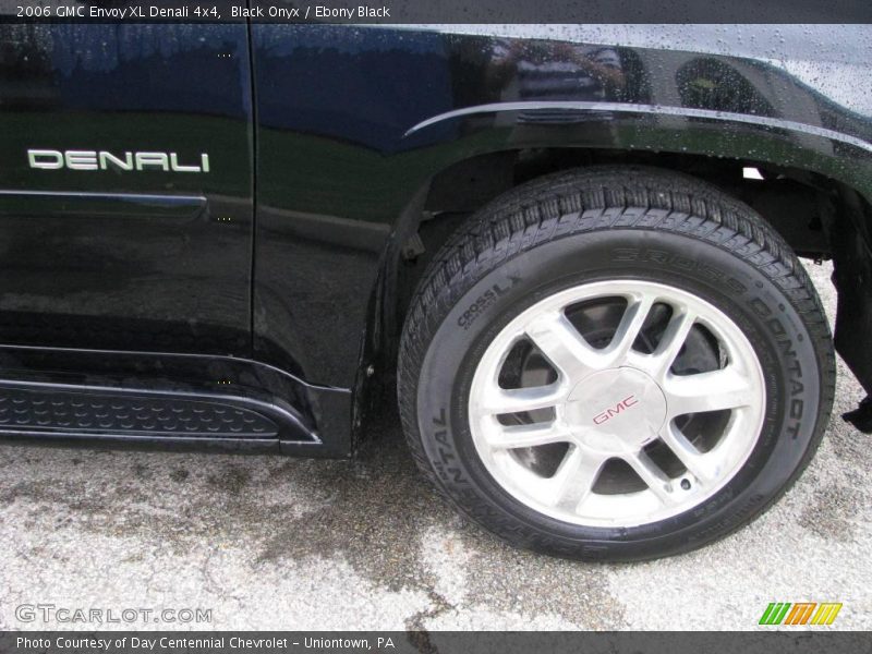 Black Onyx / Ebony Black 2006 GMC Envoy XL Denali 4x4