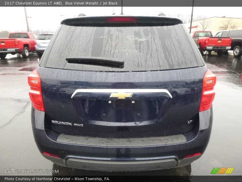 Blue Velvet Metallic / Jet Black 2017 Chevrolet Equinox LT AWD