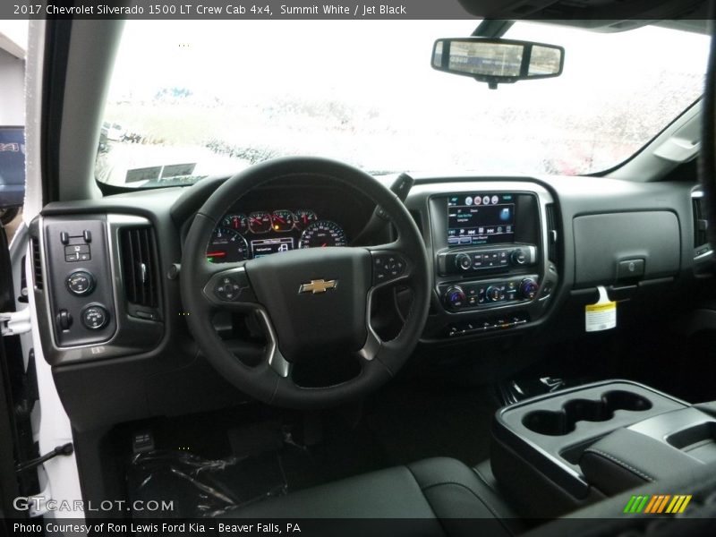 Dashboard of 2017 Silverado 1500 LT Crew Cab 4x4