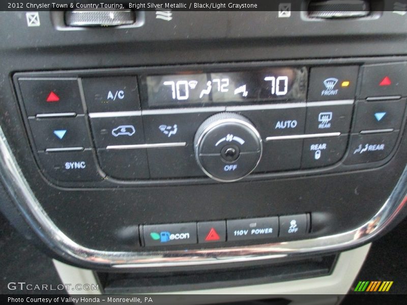 Bright Silver Metallic / Black/Light Graystone 2012 Chrysler Town & Country Touring