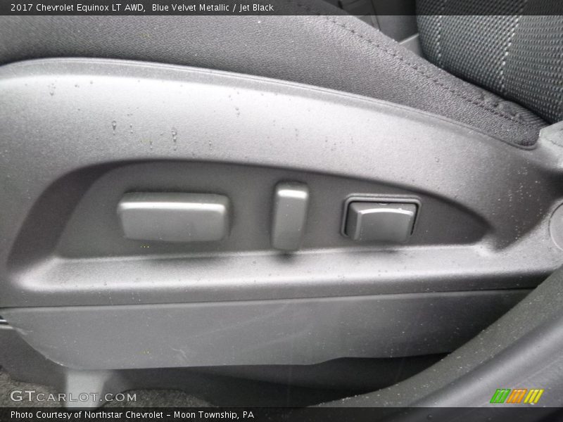 Blue Velvet Metallic / Jet Black 2017 Chevrolet Equinox LT AWD