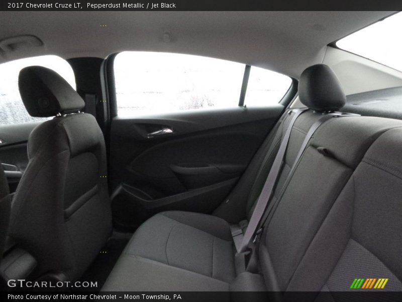 Pepperdust Metallic / Jet Black 2017 Chevrolet Cruze LT