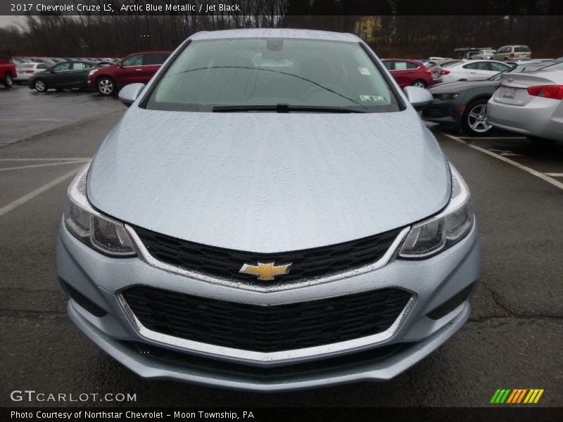 Arctic Blue Metallic / Jet Black 2017 Chevrolet Cruze LS