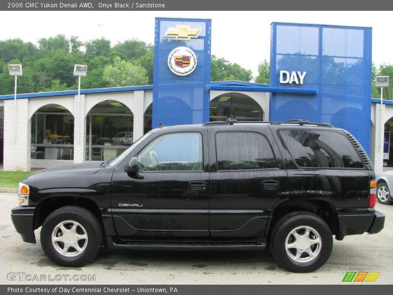 Onyx Black / Sandstone 2006 GMC Yukon Denali AWD