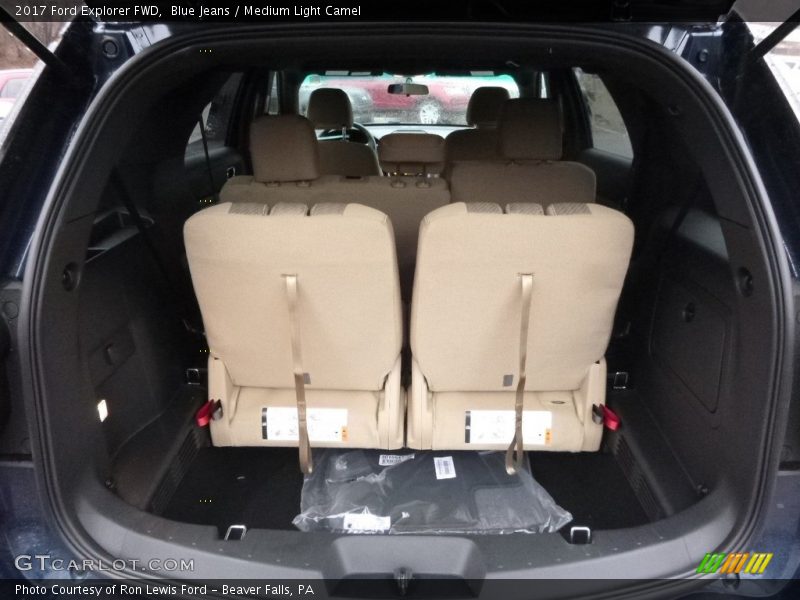Blue Jeans / Medium Light Camel 2017 Ford Explorer FWD