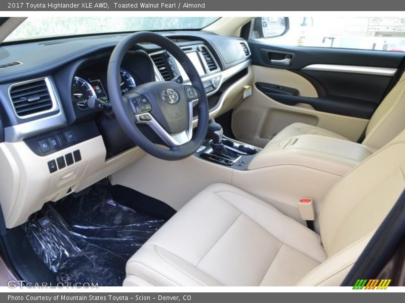 Toasted Walnut Pearl / Almond 2017 Toyota Highlander XLE AWD
