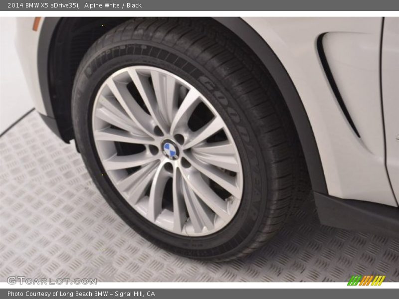 Alpine White / Black 2014 BMW X5 sDrive35i