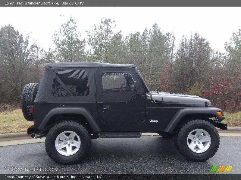 Black / Gray 1997 Jeep Wrangler Sport 4x4