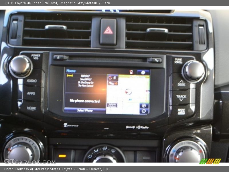Magnetic Gray Metallic / Black 2016 Toyota 4Runner Trail 4x4