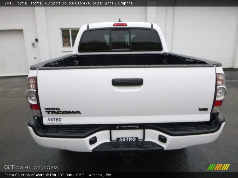 Super White / Graphite 2015 Toyota Tacoma TRD Sport Double Cab 4x4