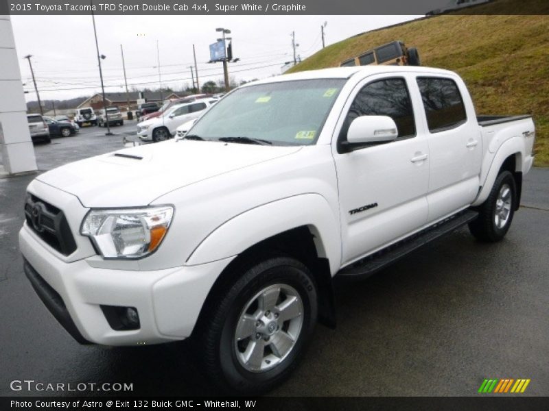 Super White / Graphite 2015 Toyota Tacoma TRD Sport Double Cab 4x4