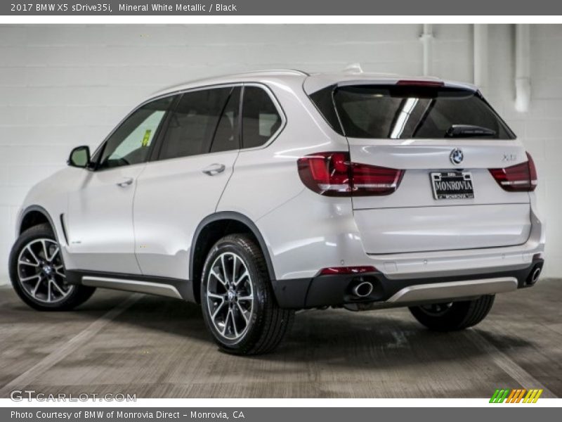 Mineral White Metallic / Black 2017 BMW X5 sDrive35i