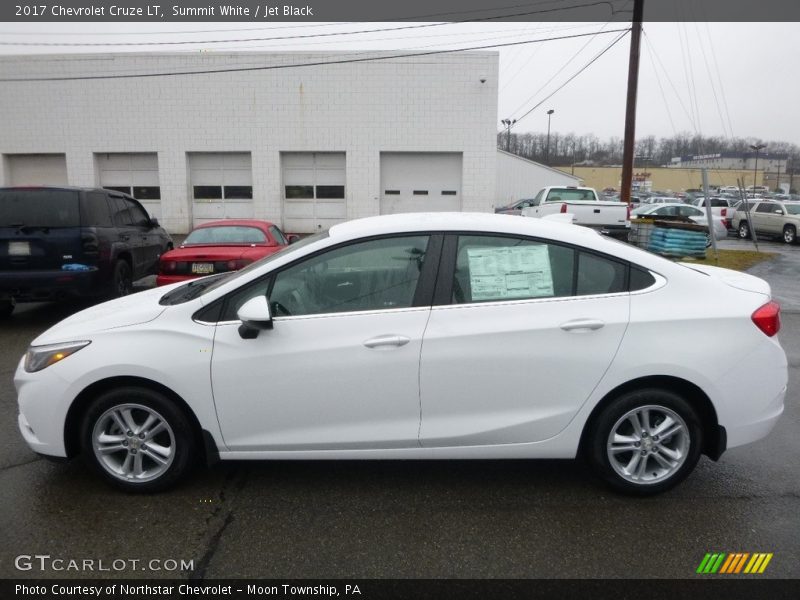 Summit White / Jet Black 2017 Chevrolet Cruze LT