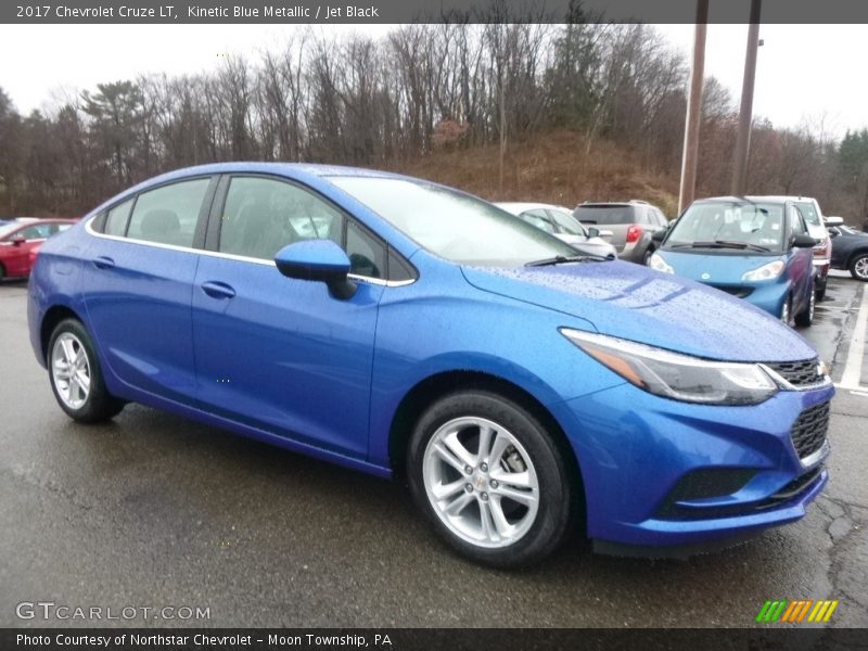 Kinetic Blue Metallic / Jet Black 2017 Chevrolet Cruze LT