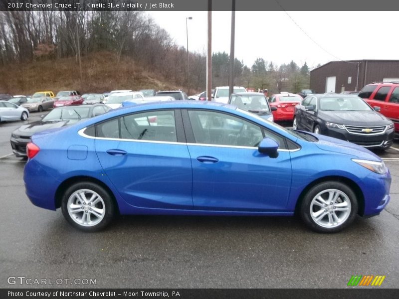 Kinetic Blue Metallic / Jet Black 2017 Chevrolet Cruze LT