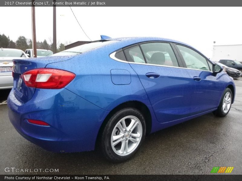 Kinetic Blue Metallic / Jet Black 2017 Chevrolet Cruze LT