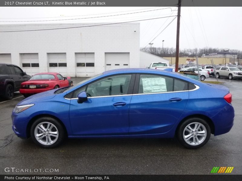 Kinetic Blue Metallic / Jet Black 2017 Chevrolet Cruze LT