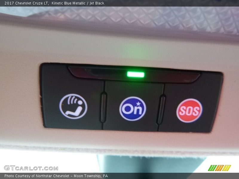 Kinetic Blue Metallic / Jet Black 2017 Chevrolet Cruze LT