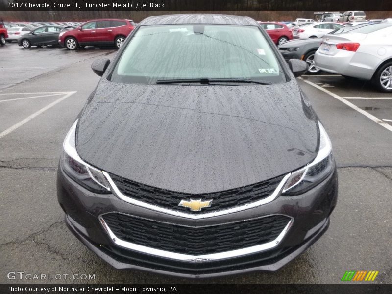 Tungsten Metallic / Jet Black 2017 Chevrolet Cruze LT