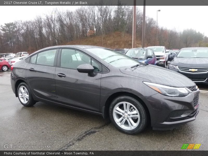 Tungsten Metallic / Jet Black 2017 Chevrolet Cruze LT