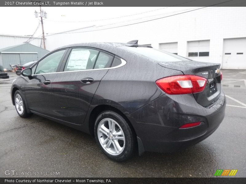Tungsten Metallic / Jet Black 2017 Chevrolet Cruze LT