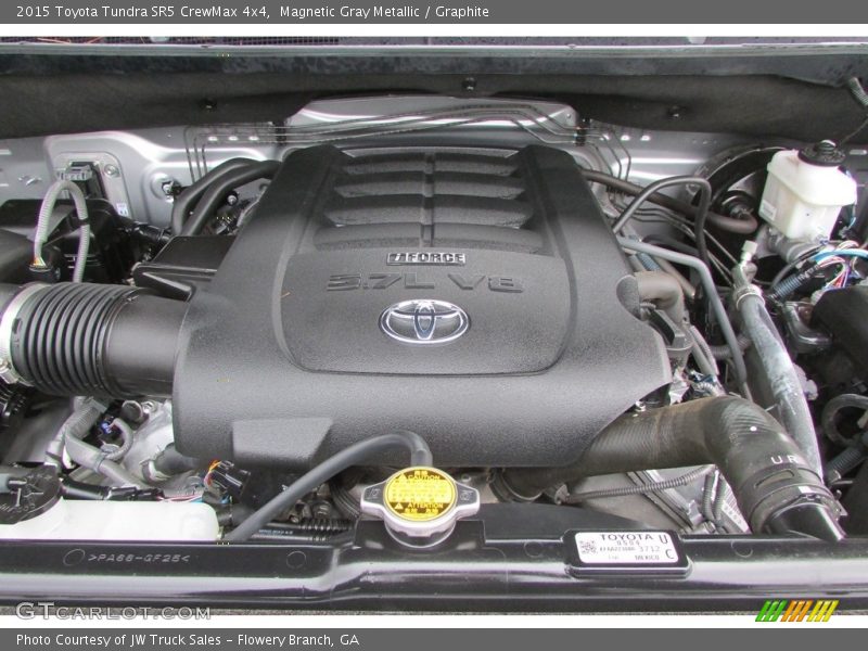 Magnetic Gray Metallic / Graphite 2015 Toyota Tundra SR5 CrewMax 4x4