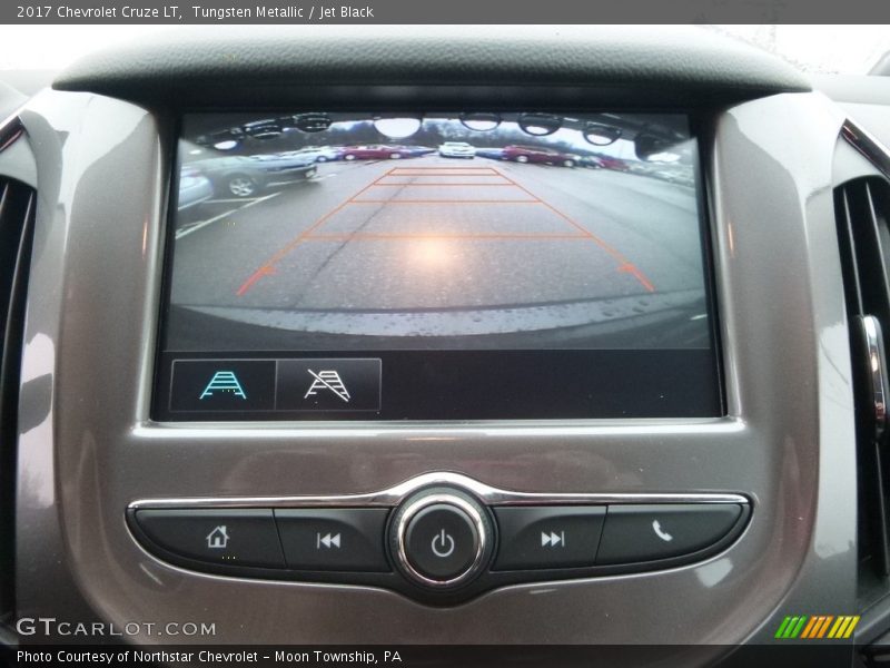 Tungsten Metallic / Jet Black 2017 Chevrolet Cruze LT