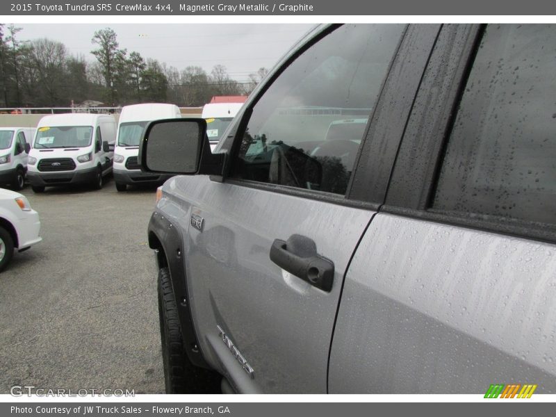 Magnetic Gray Metallic / Graphite 2015 Toyota Tundra SR5 CrewMax 4x4