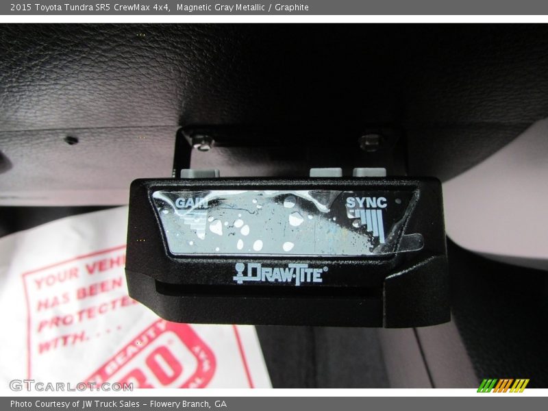 Magnetic Gray Metallic / Graphite 2015 Toyota Tundra SR5 CrewMax 4x4