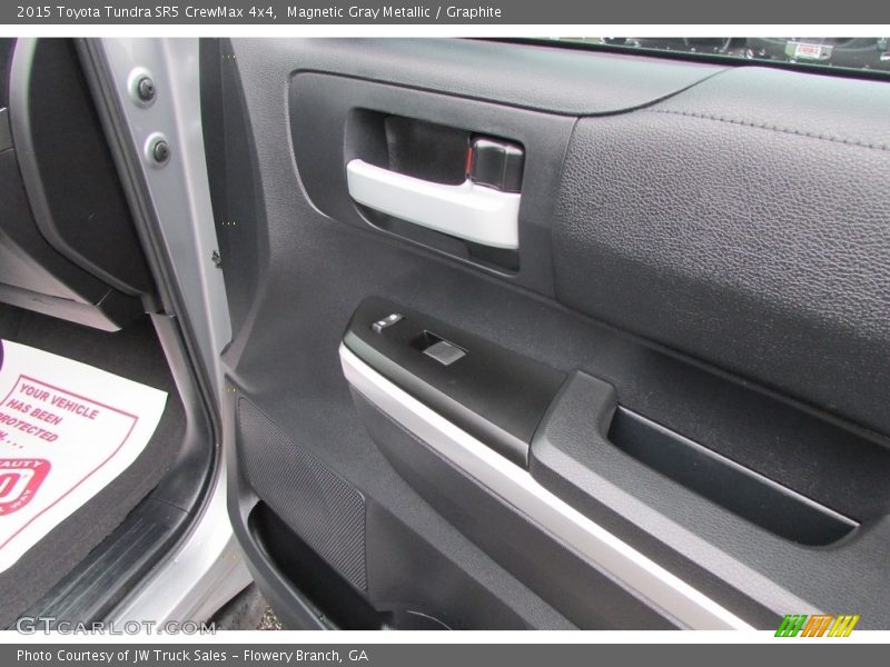 Magnetic Gray Metallic / Graphite 2015 Toyota Tundra SR5 CrewMax 4x4