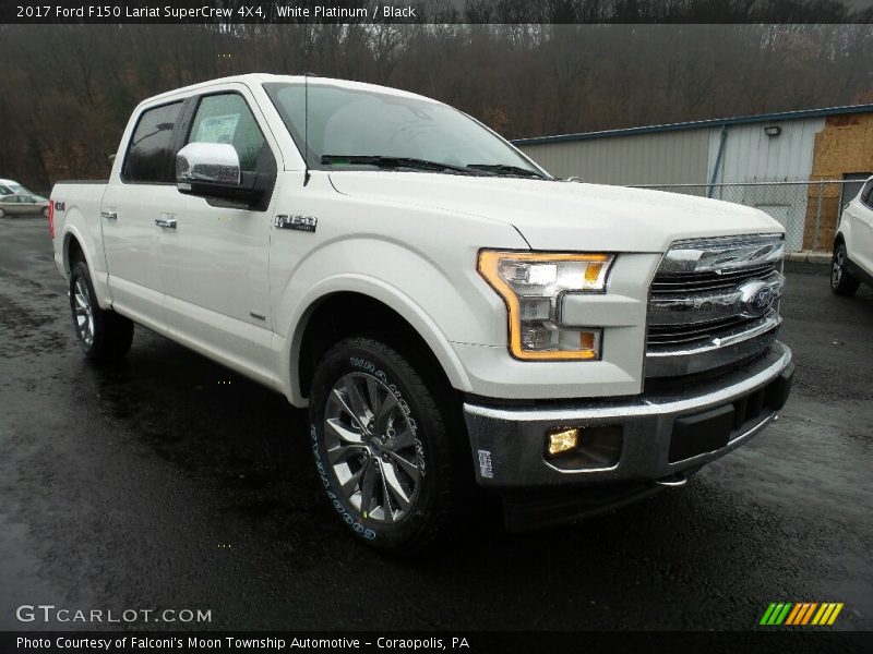 Front 3/4 View of 2017 F150 Lariat SuperCrew 4X4