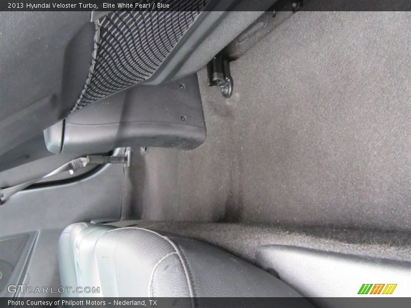 Elite White Pearl / Blue 2013 Hyundai Veloster Turbo