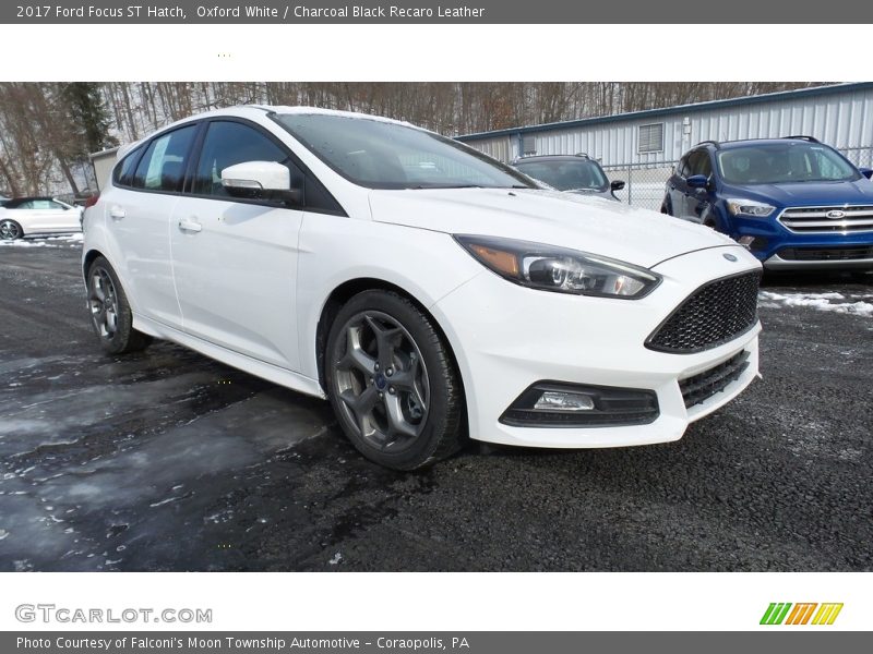 Front 3/4 View of 2017 Focus ST Hatch