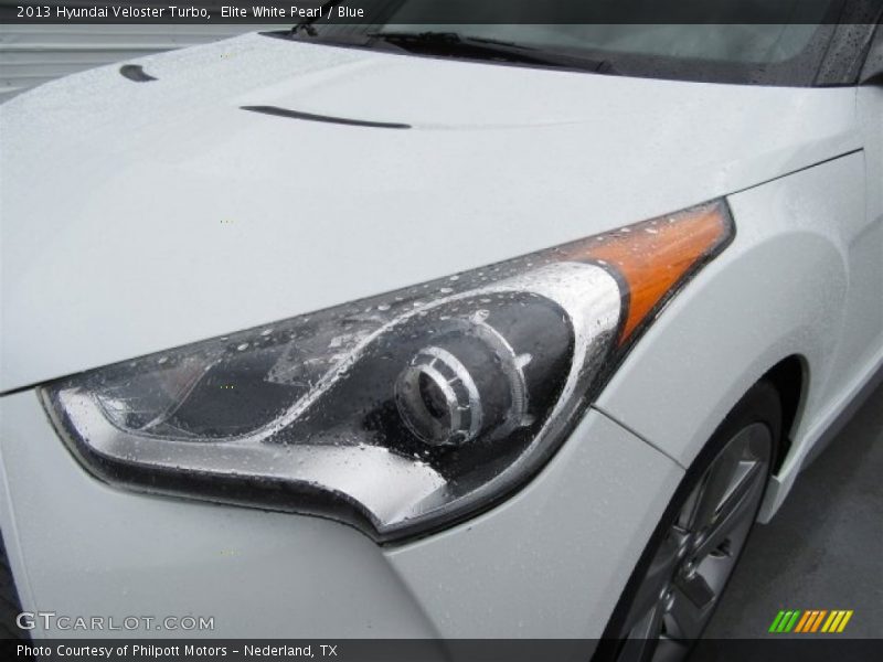 Elite White Pearl / Blue 2013 Hyundai Veloster Turbo