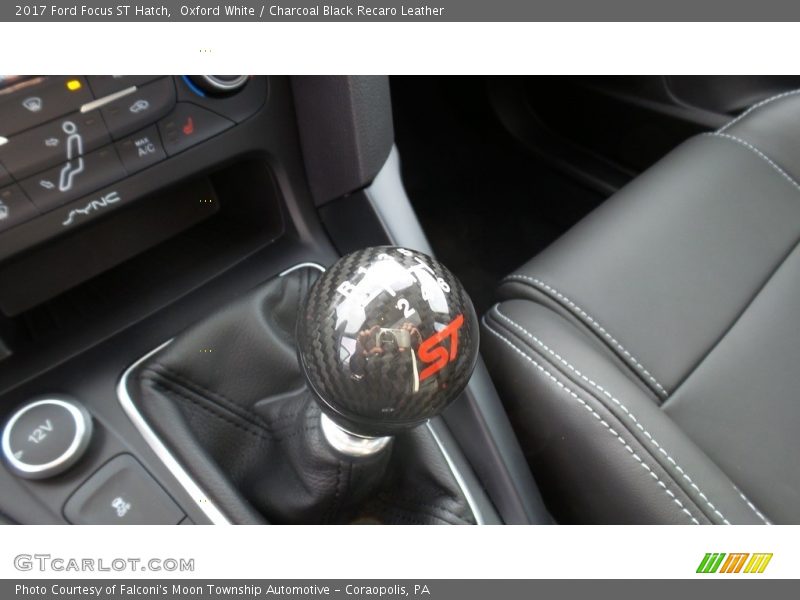  2017 Focus ST Hatch 6 Speed Manual Shifter
