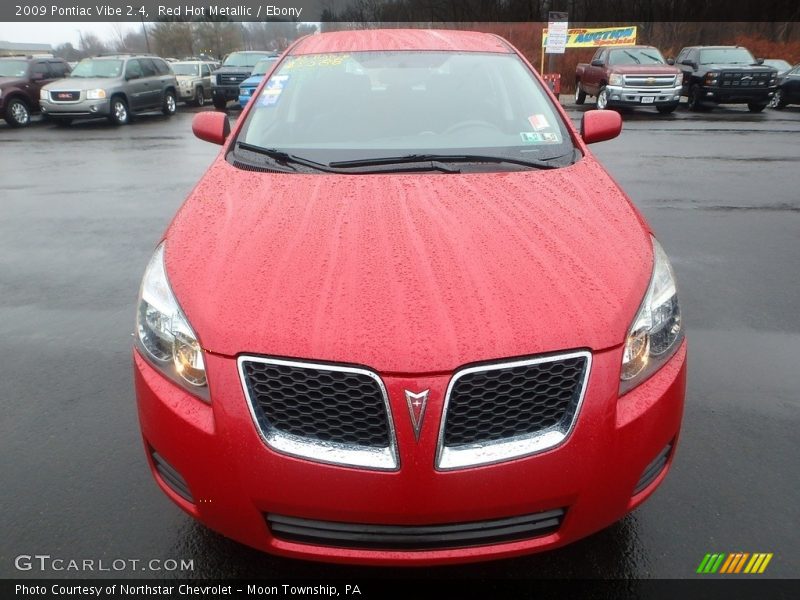Red Hot Metallic / Ebony 2009 Pontiac Vibe 2.4