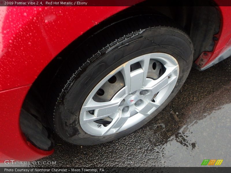 Red Hot Metallic / Ebony 2009 Pontiac Vibe 2.4