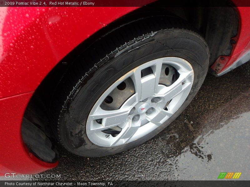 Red Hot Metallic / Ebony 2009 Pontiac Vibe 2.4