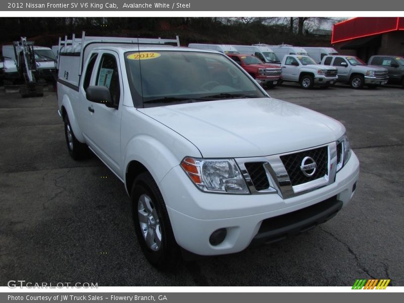 Avalanche White / Steel 2012 Nissan Frontier SV V6 King Cab