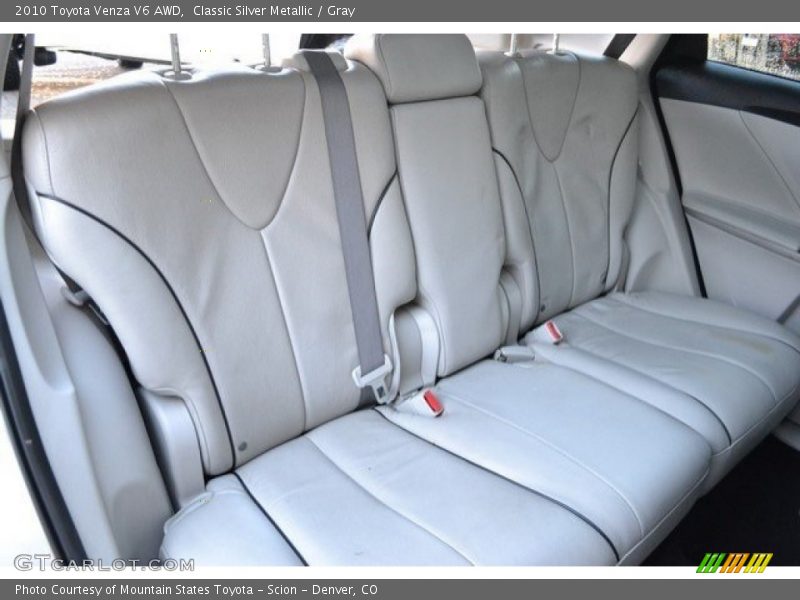 Classic Silver Metallic / Gray 2010 Toyota Venza V6 AWD