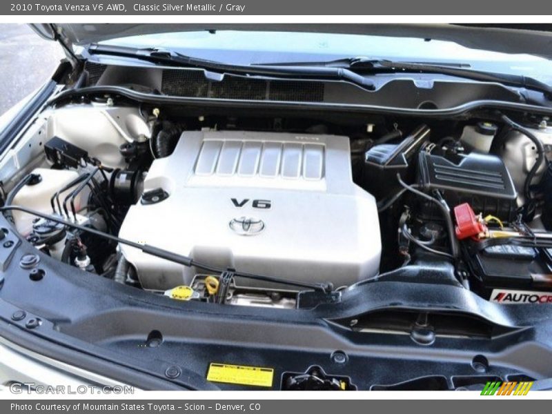 Classic Silver Metallic / Gray 2010 Toyota Venza V6 AWD