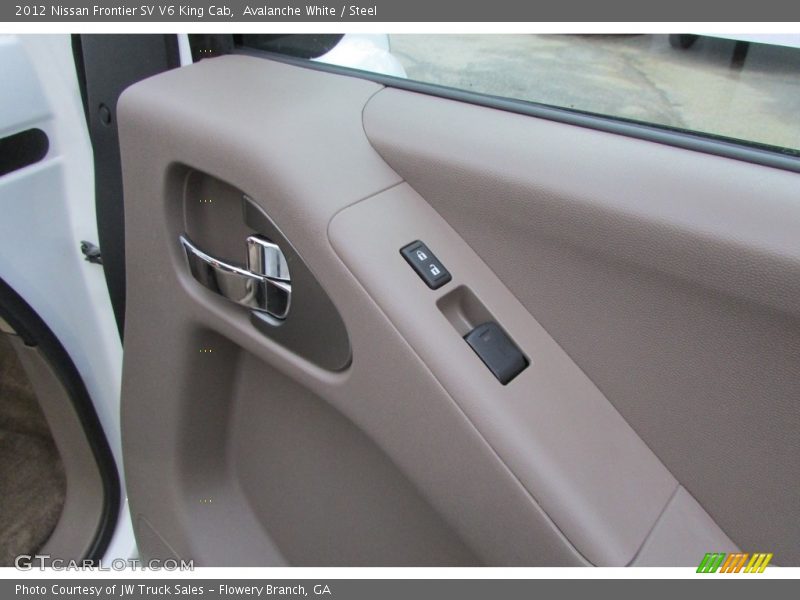 Avalanche White / Steel 2012 Nissan Frontier SV V6 King Cab