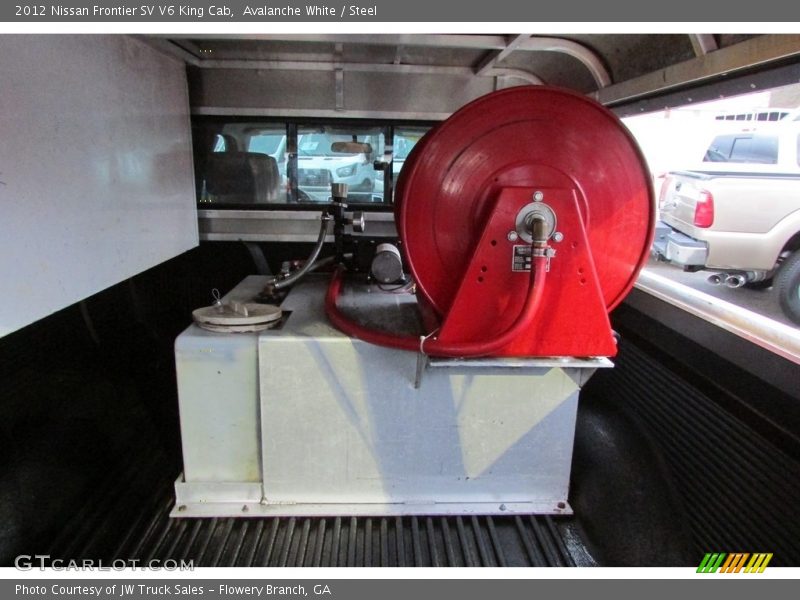 Avalanche White / Steel 2012 Nissan Frontier SV V6 King Cab