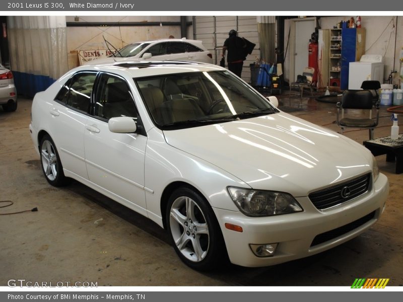 White Diamond / Ivory 2001 Lexus IS 300