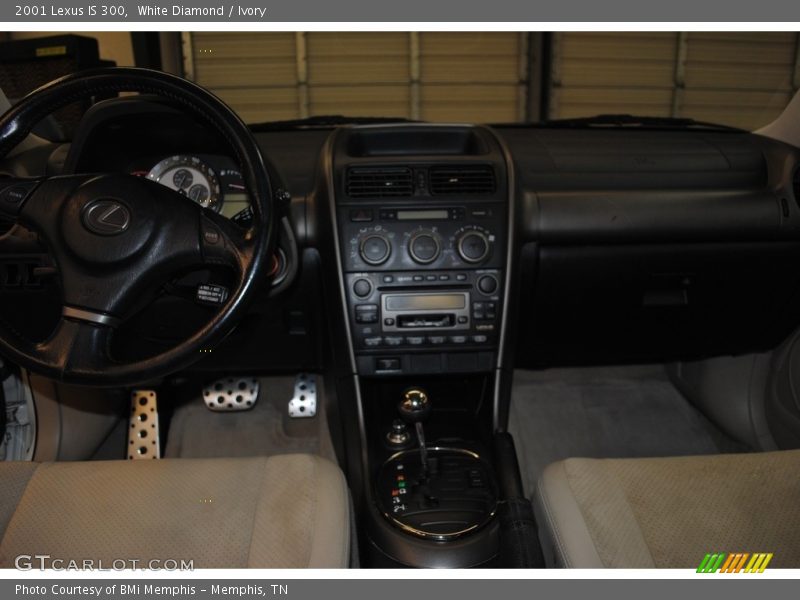 White Diamond / Ivory 2001 Lexus IS 300